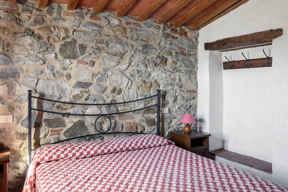 Photo of Bedroom in Castell'Azzara