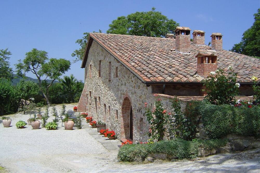 Photo of Outdoor in Castell'Azzara