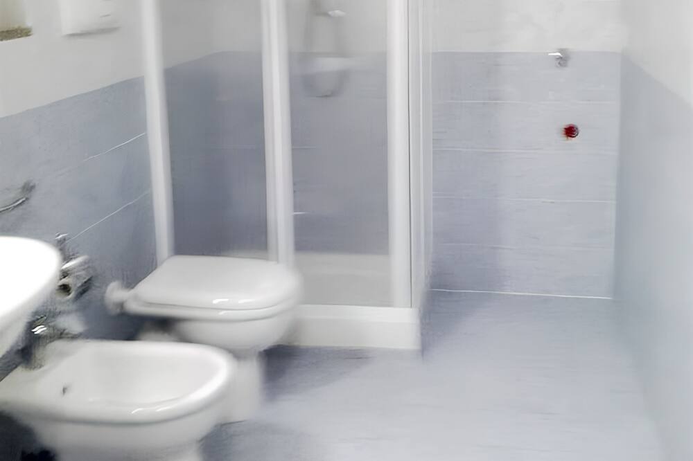 Photo of Bathroom in Centola