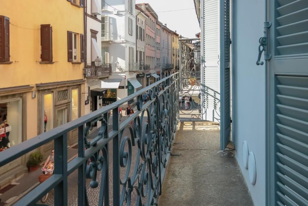 Photo of Patio Balcony in Crema