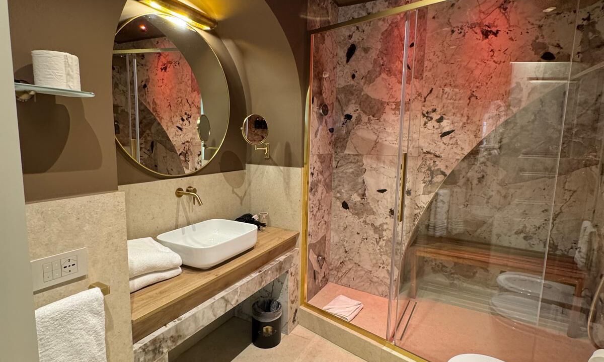 Photo of Bathroom in Navona