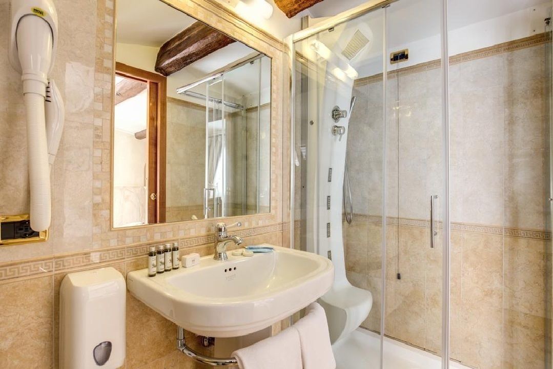 Photo of Bedroom in Rome City Centre