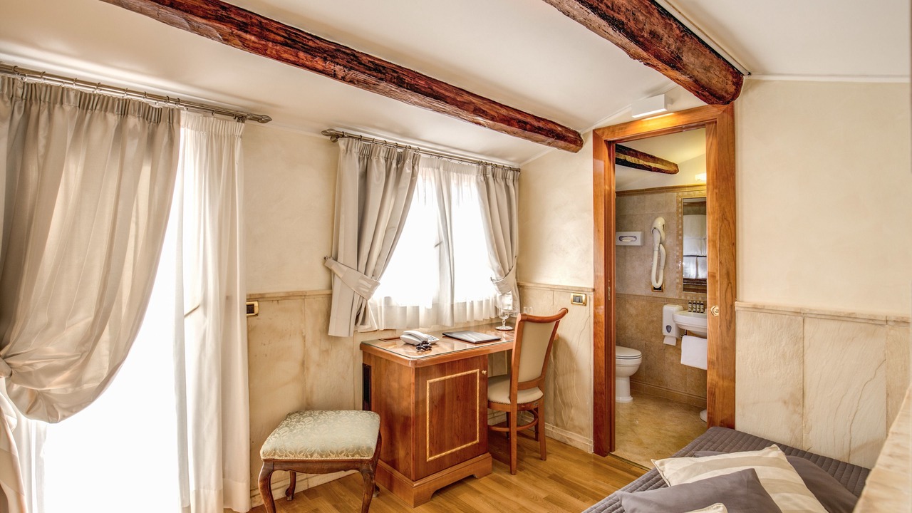 Photo of Livingroom in Rome City Centre