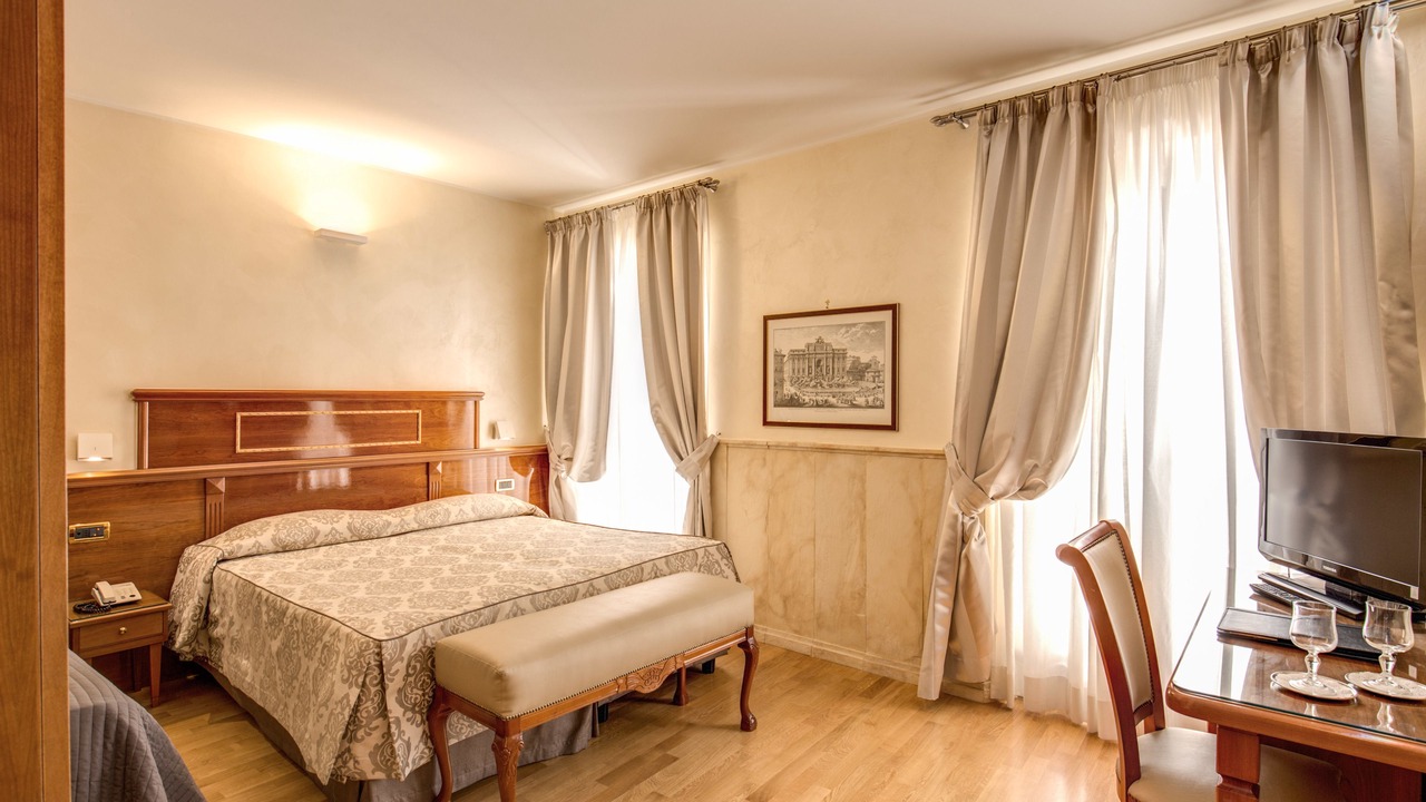 Photo of Bedroom in Rome City Centre
