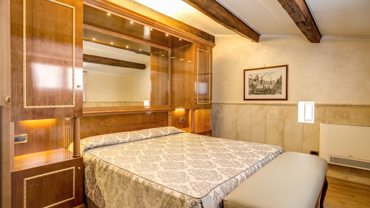 Photo of Bedroom in Rome City Centre