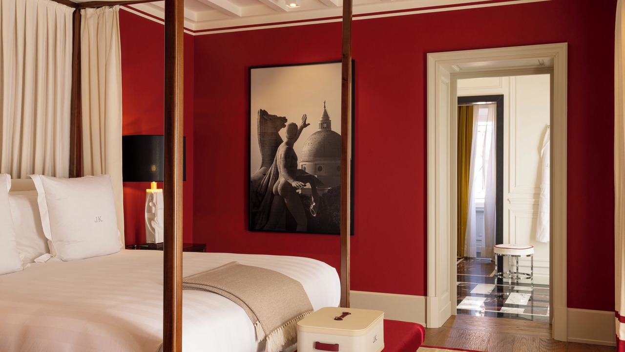 Photo of Bedroom in Rome City Centre