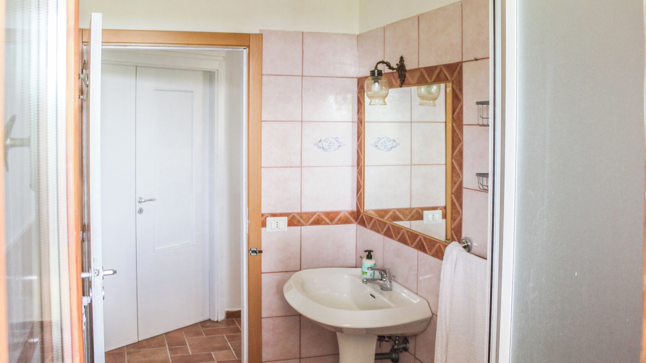 Photo of Bathroom in Pollutri