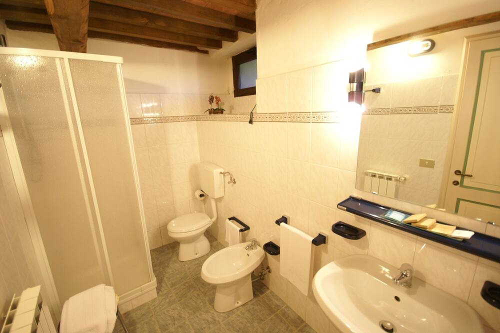 Photo of Bathroom in Fraccano