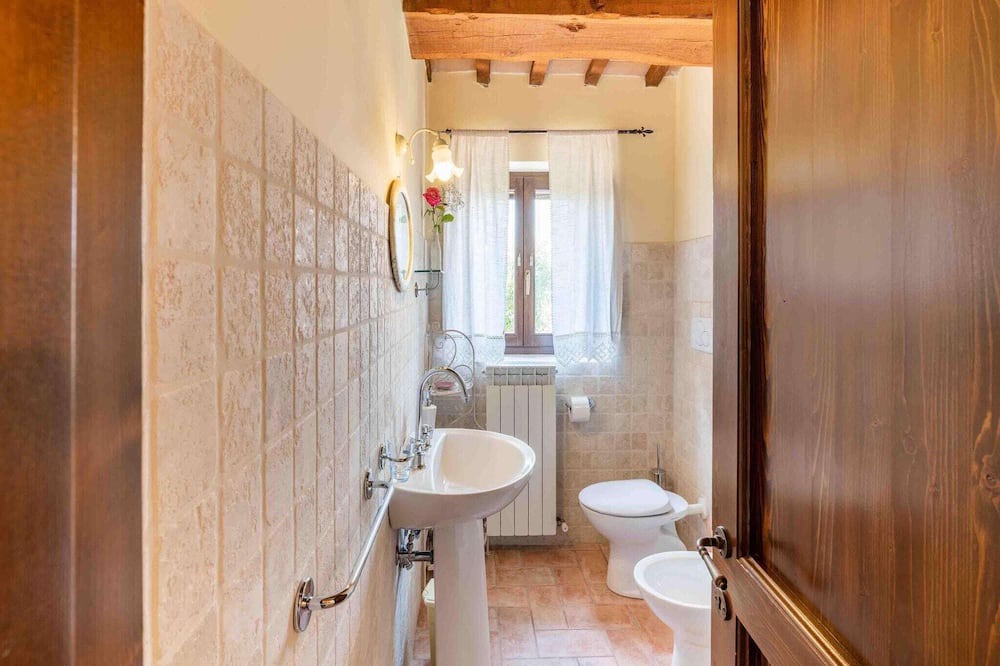 Photo of Bathroom in Monte San Martino