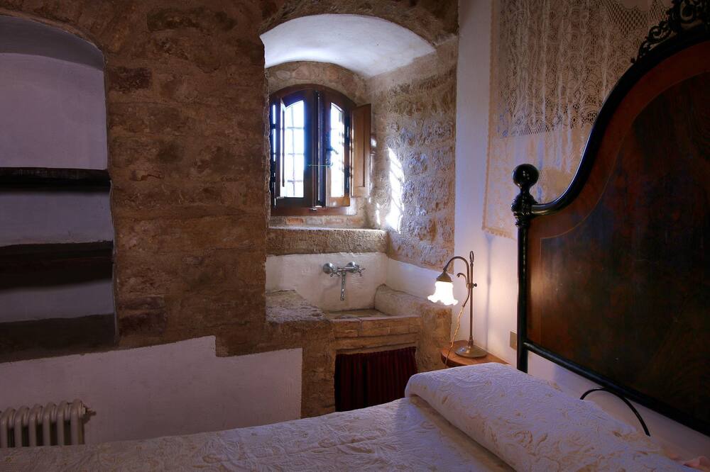 Photo of Bedroom in Barattano