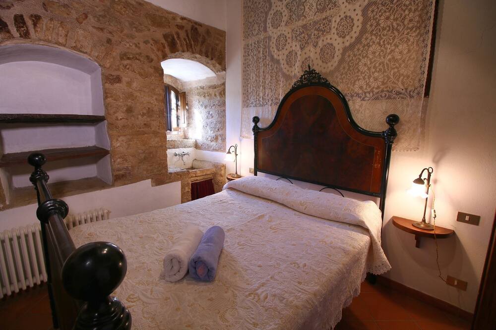 Photo of Bedroom in Barattano