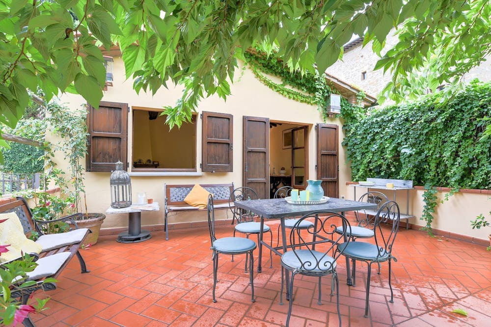 Photo of Patio Balcony in Monterchi