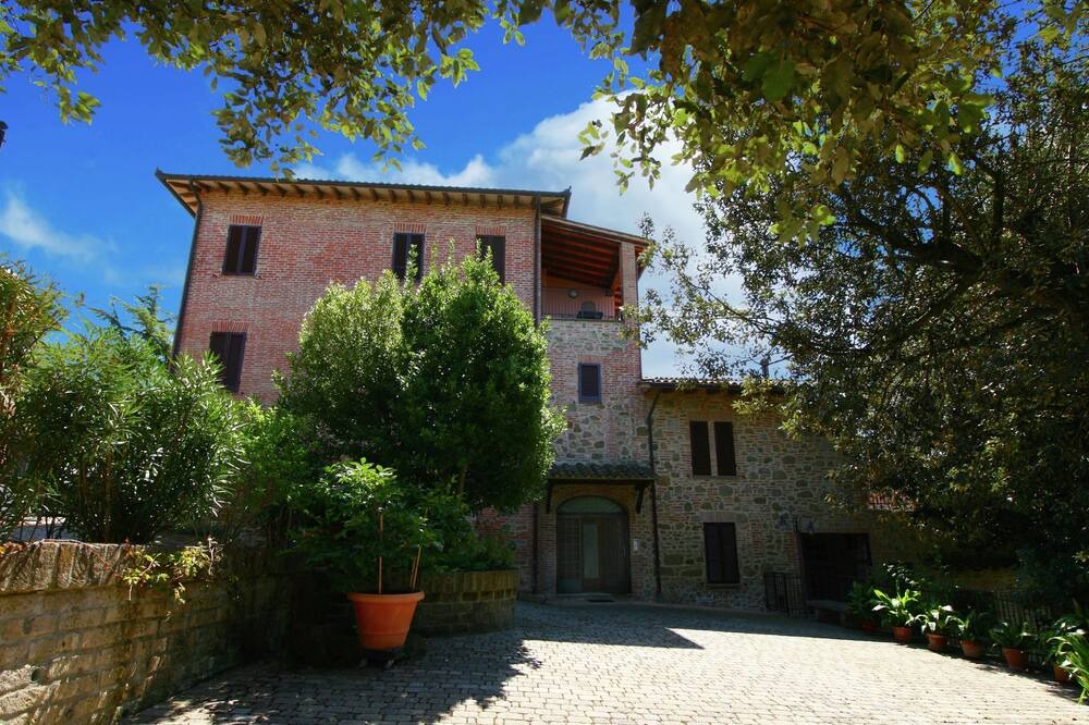Photo of Outdoor in Popoltaio-Schiacciato