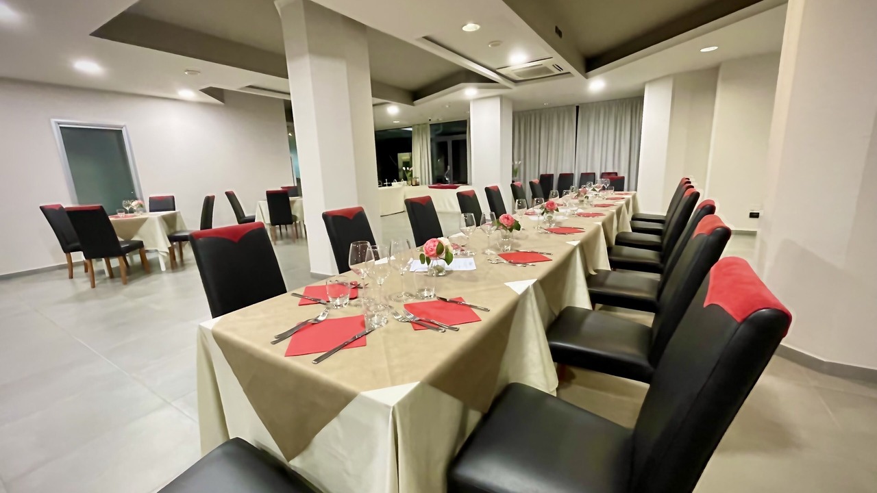 Photo of Others in Taverna