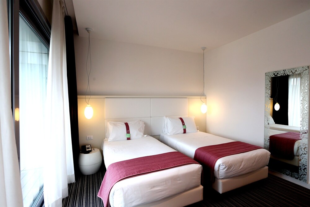 Photo of Bedroom in Nola