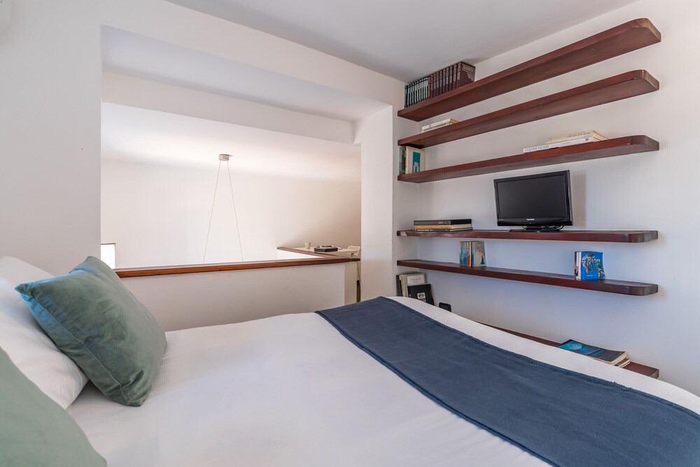 Photo of Bedroom in Mergellina