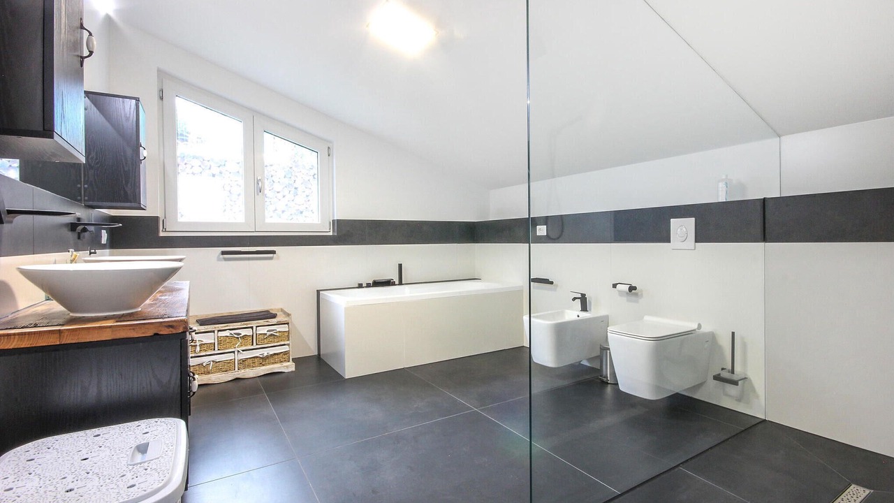 Photo of Bathroom in Laureana Cilento