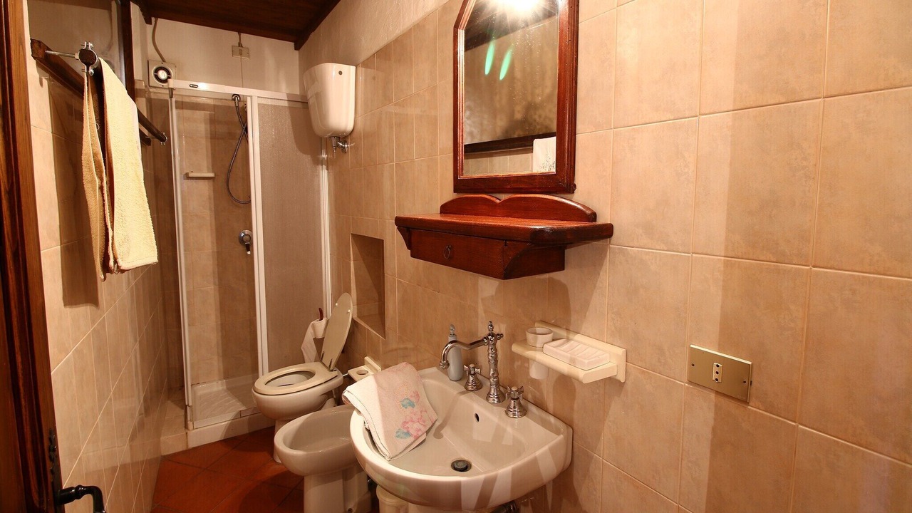 Photo of Bathroom in Barattano