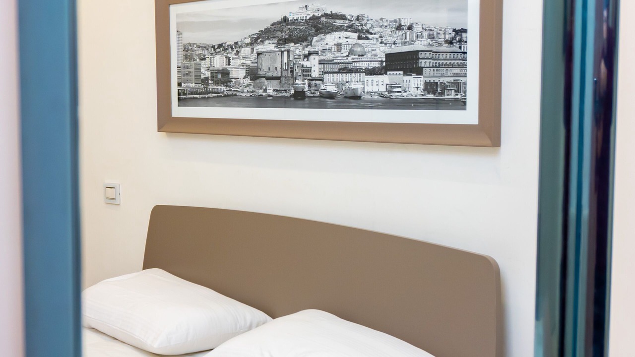 Photo of Bedroom in Naples City Centre