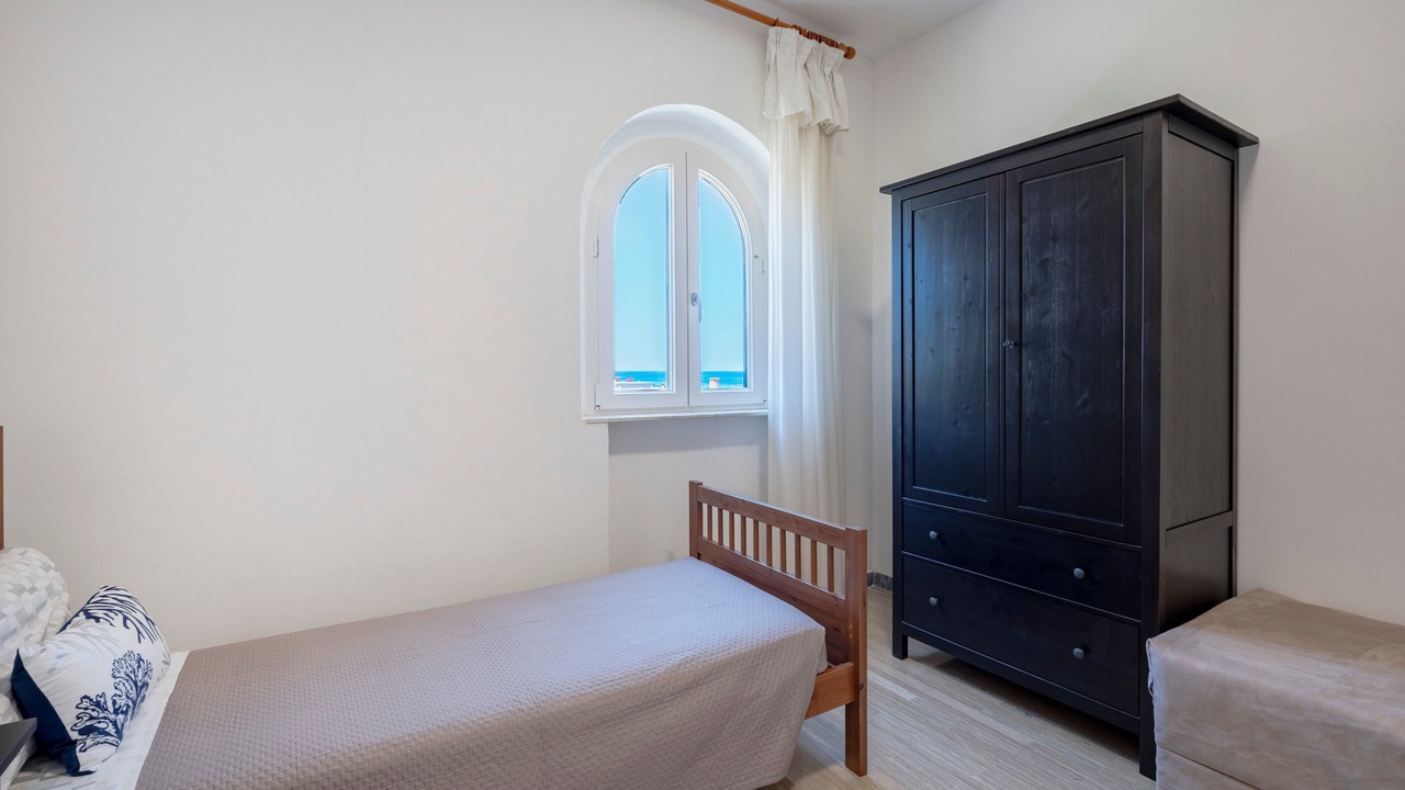 Photo of Bedroom in Cozze