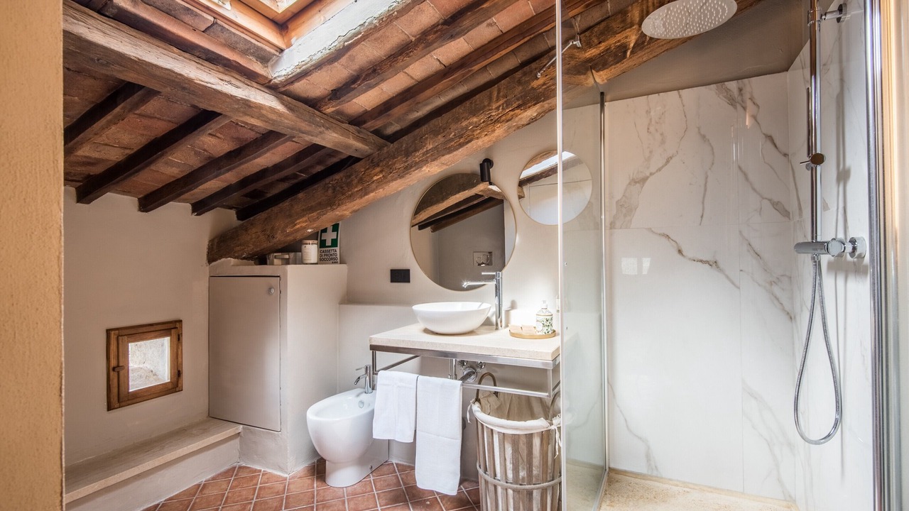 Photo of Bathroom in Montalcino
