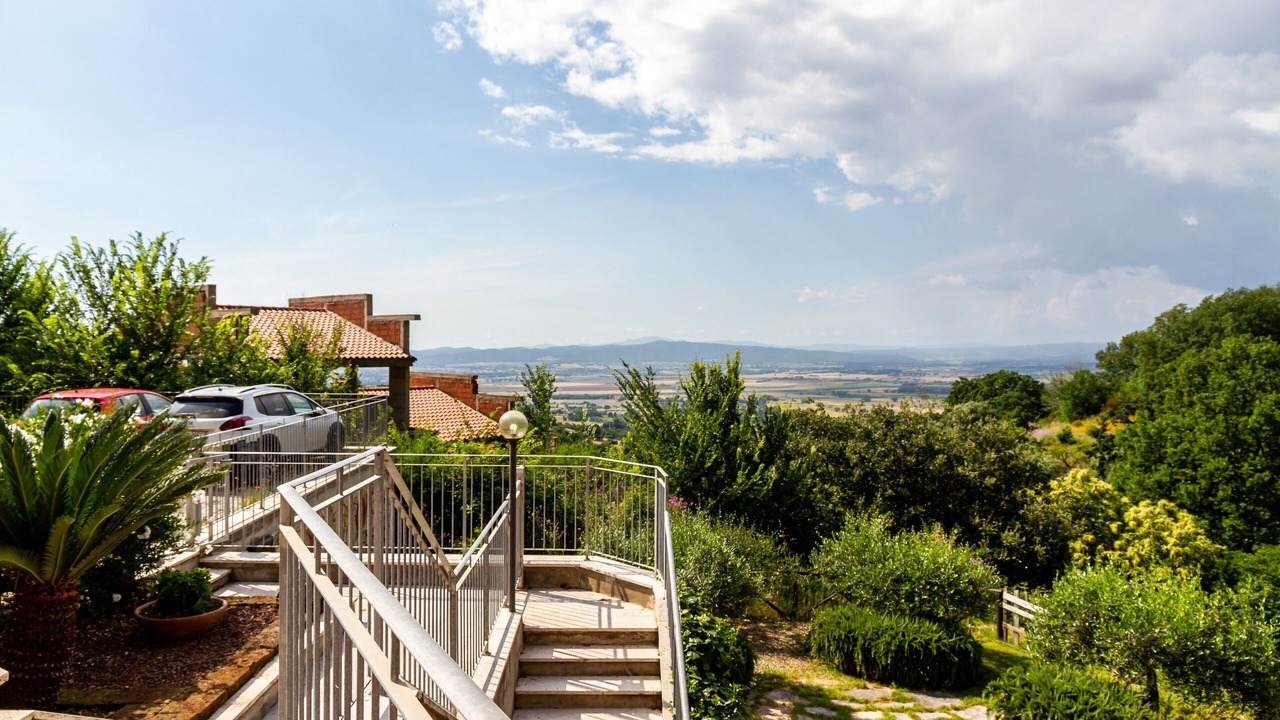 Photo of Outdoor in Scarlino