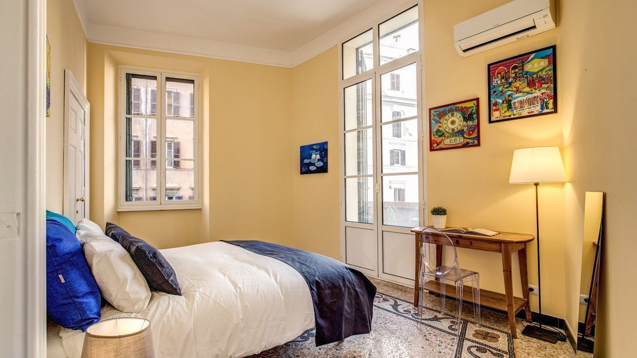 Photo of Bedroom in Monti