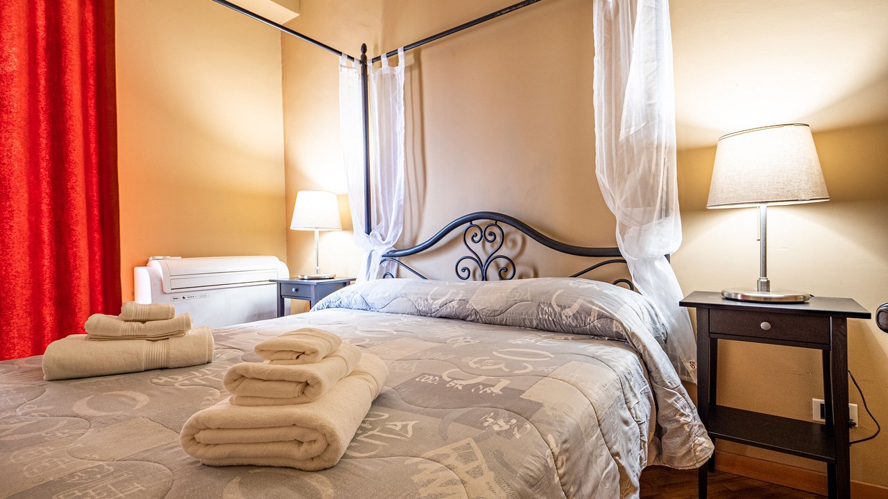 Photo of Bedroom in Arezzo