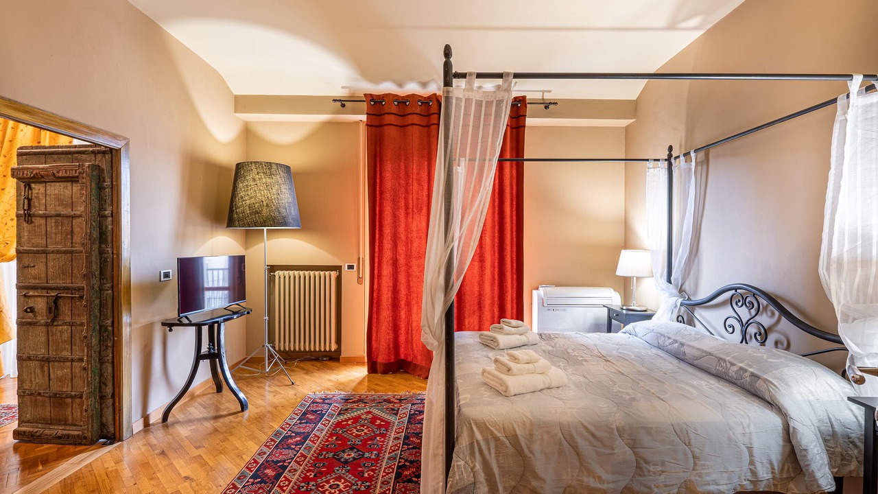 Photo of Bedroom in Arezzo