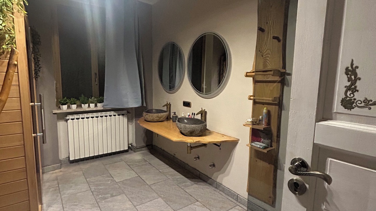 Photo of Bathroom in Alluvioni Cambio
