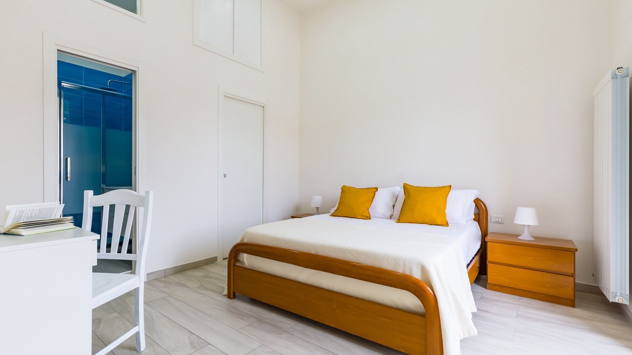 Photo of Bedroom in Naples City Centre