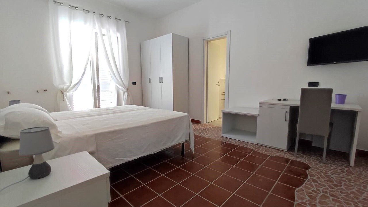 Photo of Bedroom in Forio