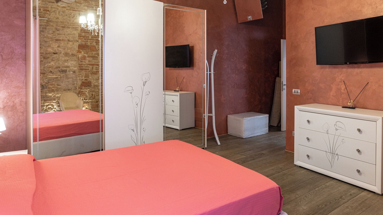 Photo of Bedroom in Todi