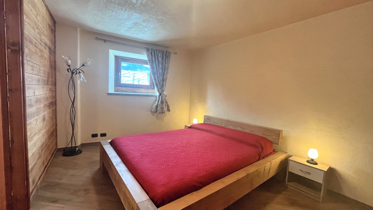 Photo of Bedroom in Senin