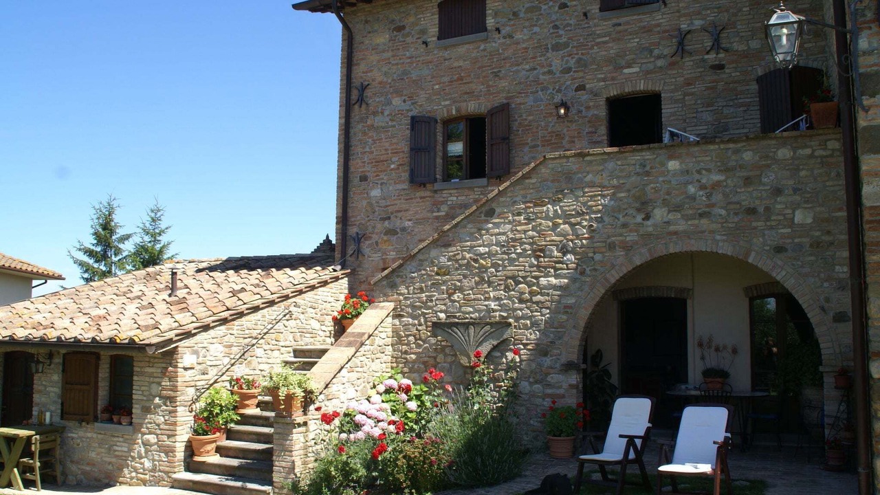Photo of Outdoor in Montone