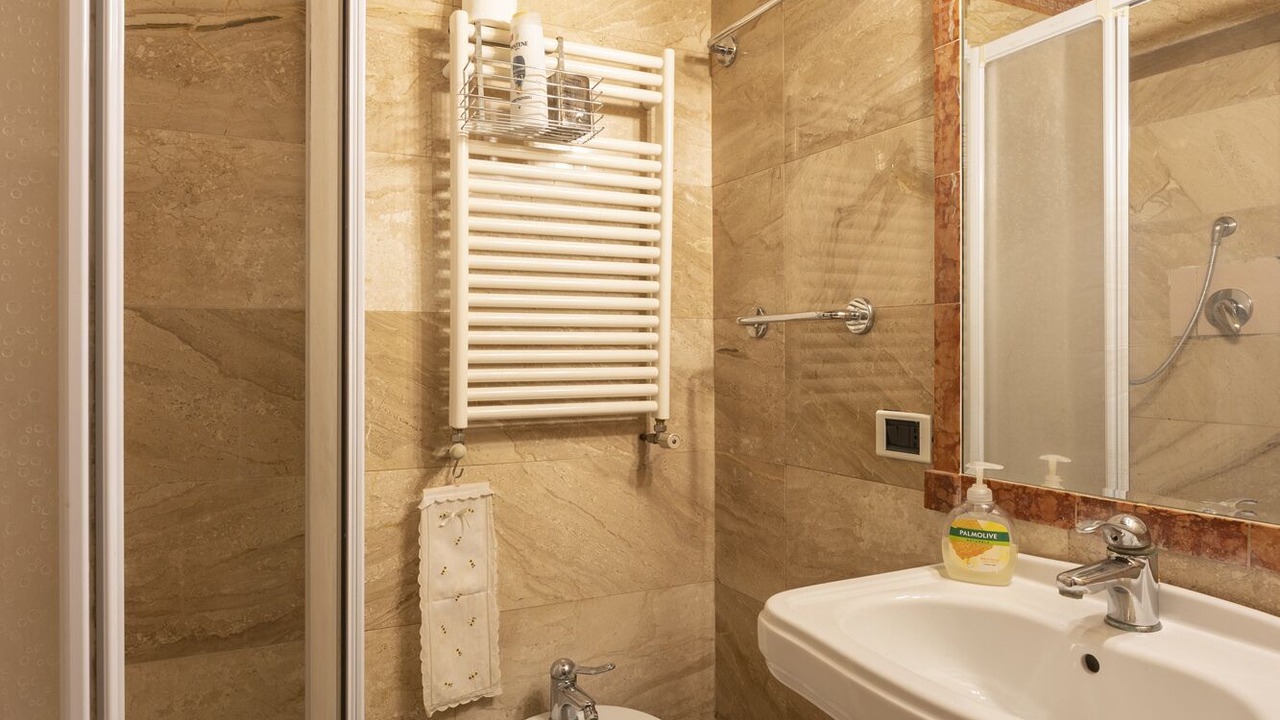 Photo of Bathroom in Rione V Ponte