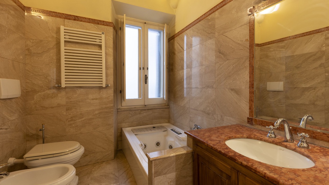 Photo of Bathroom in Rione V Ponte