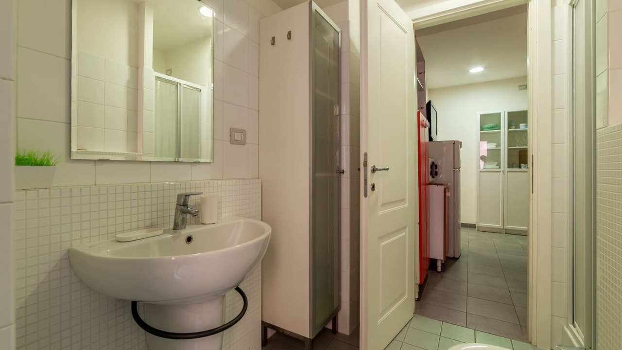 Photo of Bathroom in Rione XVIII Castro Pretorio