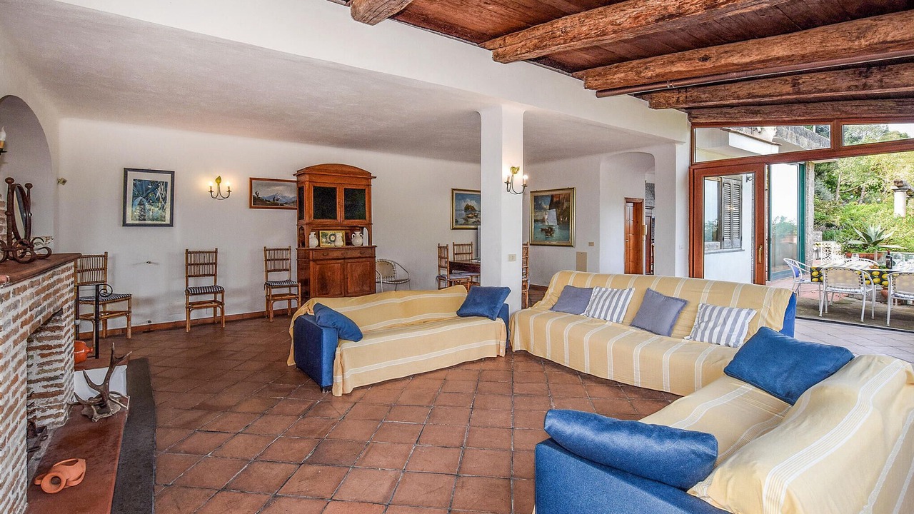 Photo of Bedroom in Forio