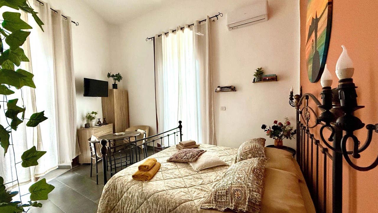 Photo of Bedroom in Naples City Centre
