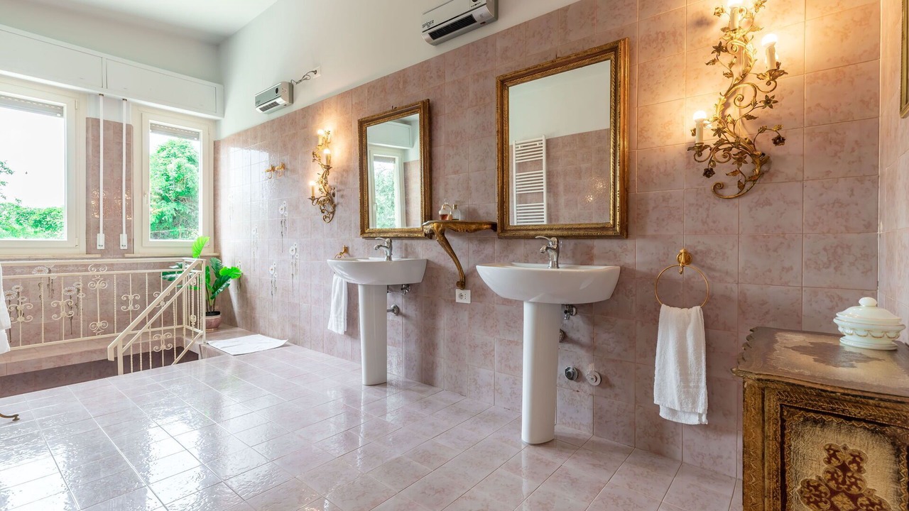 Photo of Bathroom in Sant'Elpidio a Mare