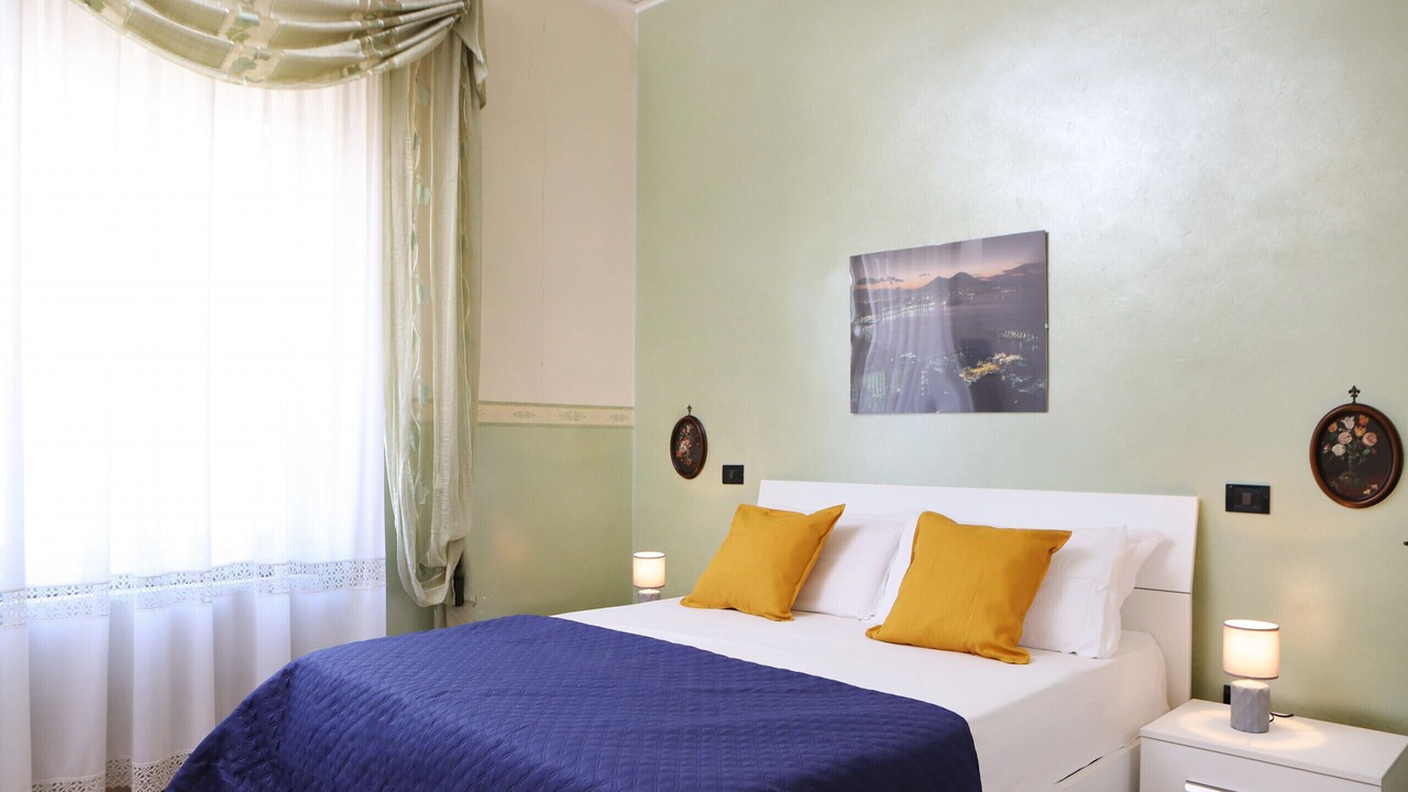 Photo of Bedroom in Naples City Centre