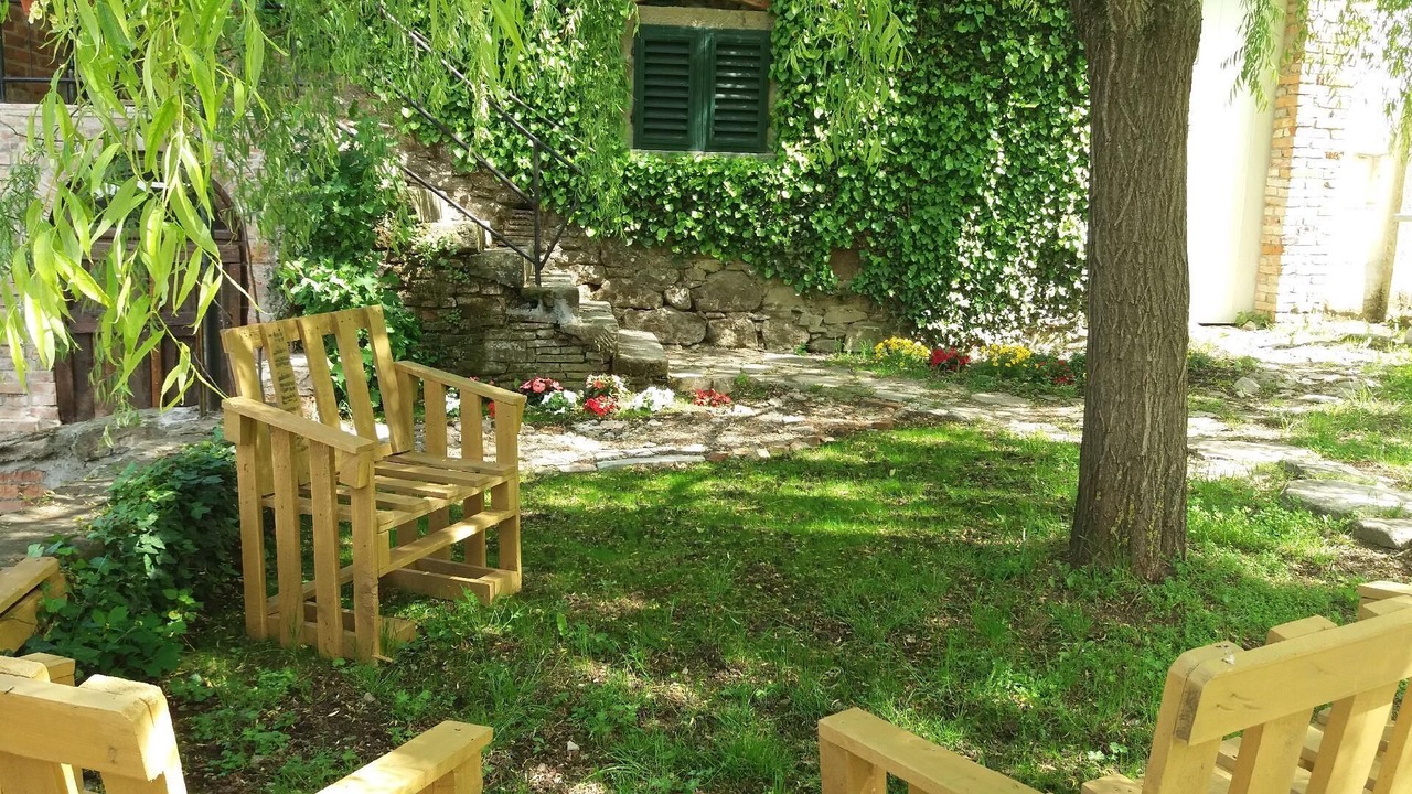 Photo of Outdoor in Porrena