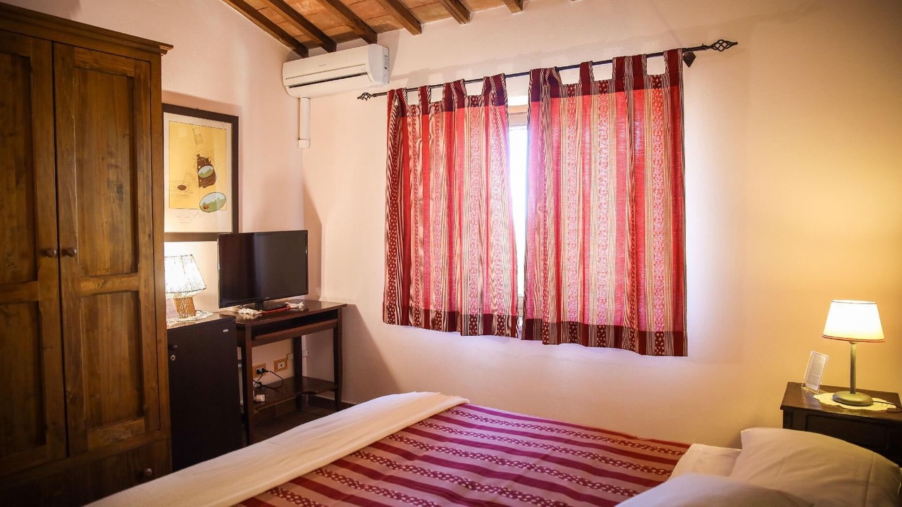 Photo of Bedroom in La Campigliola