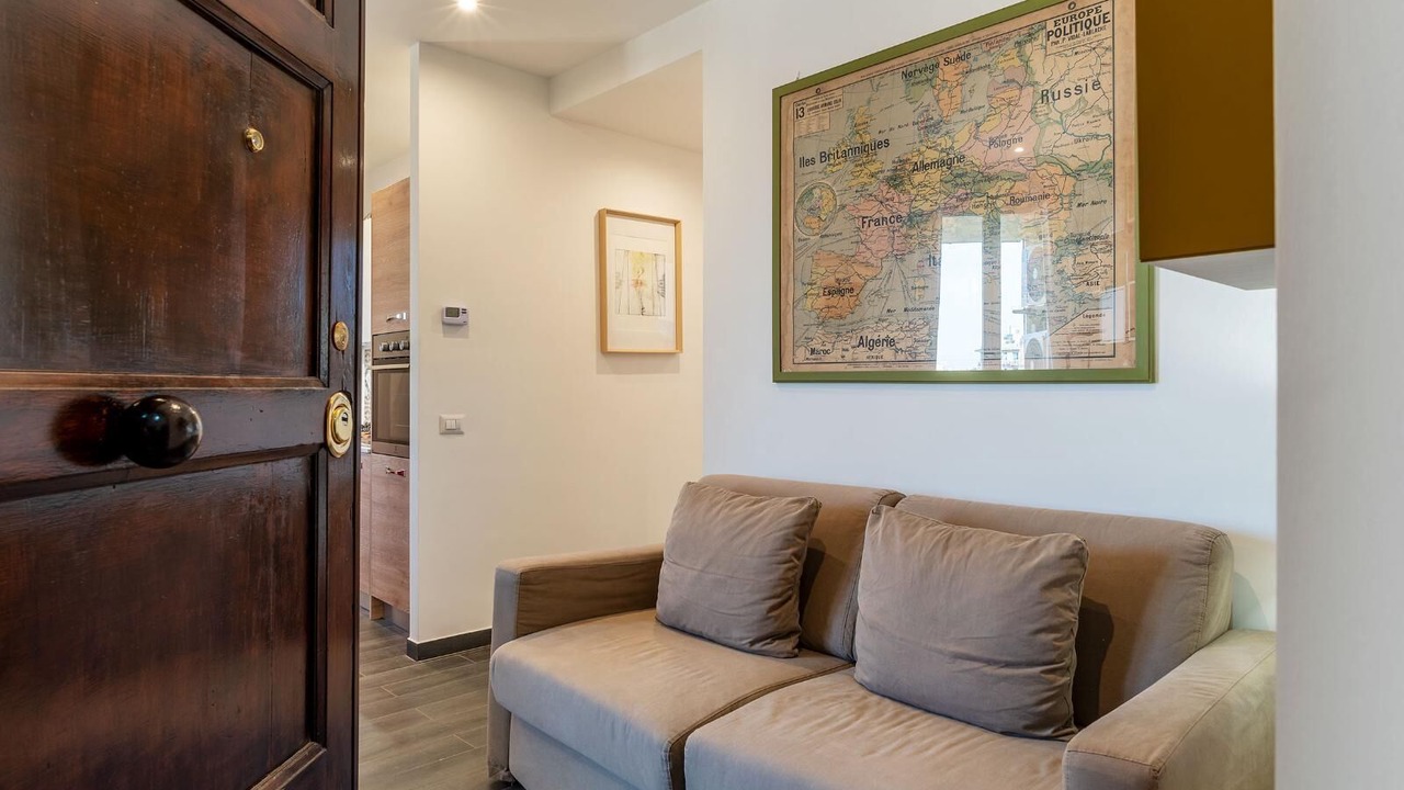 Photo of Livingroom in Vatican