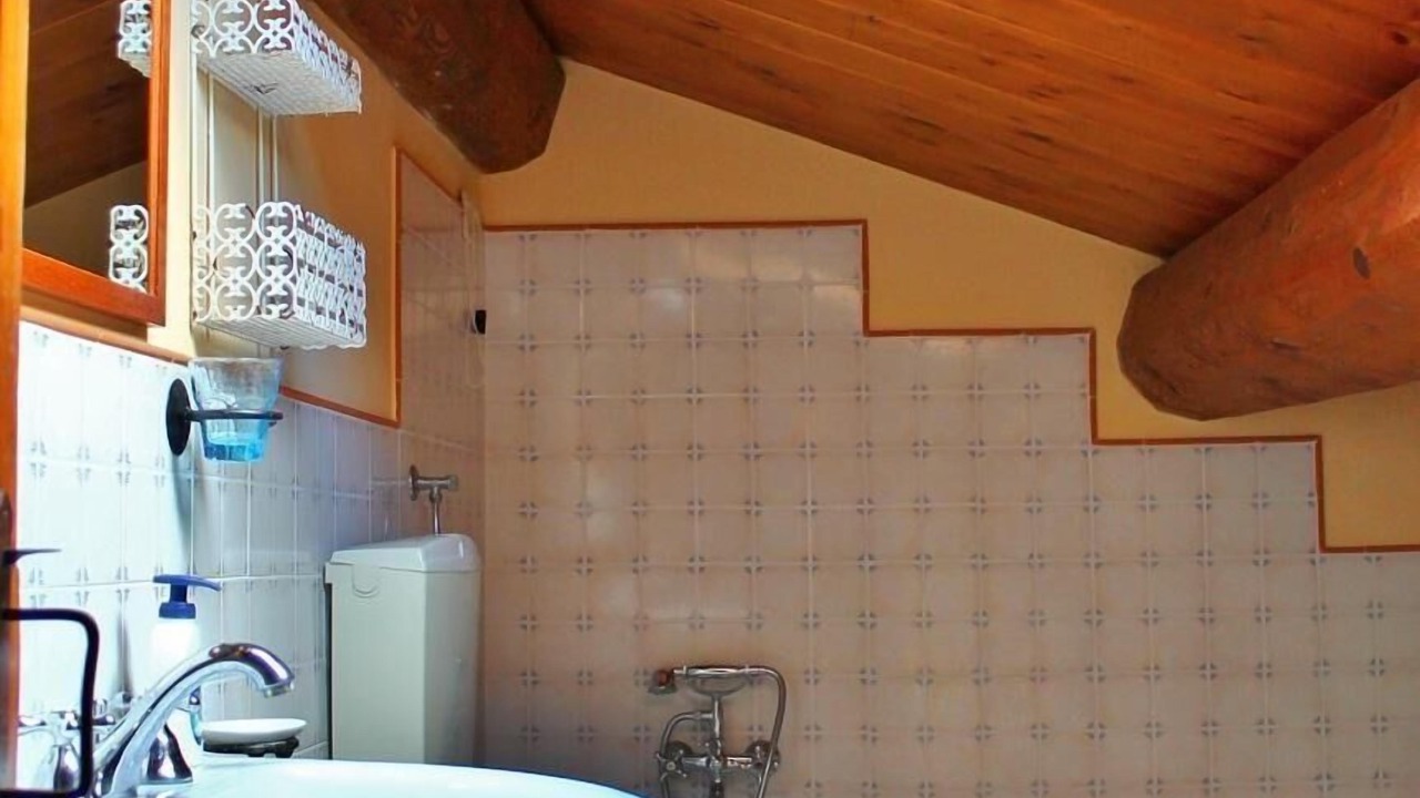 Photo of Bathroom in Serrungarina