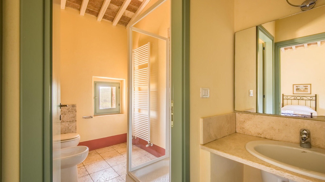 Photo of Bathroom in Radicondoli