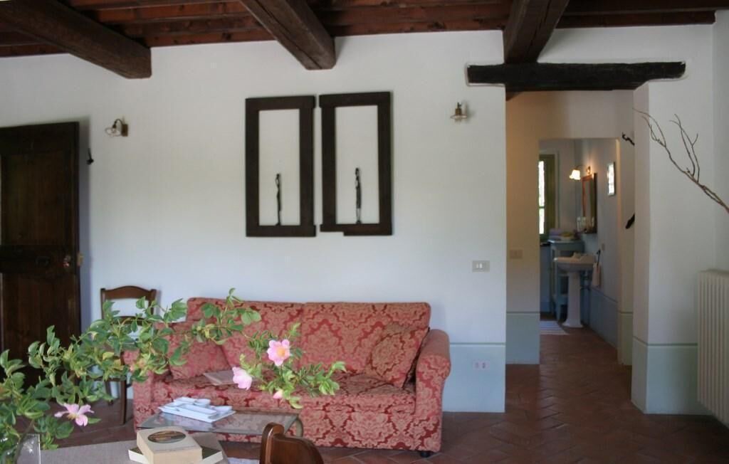Photo of Livingroom in Montone