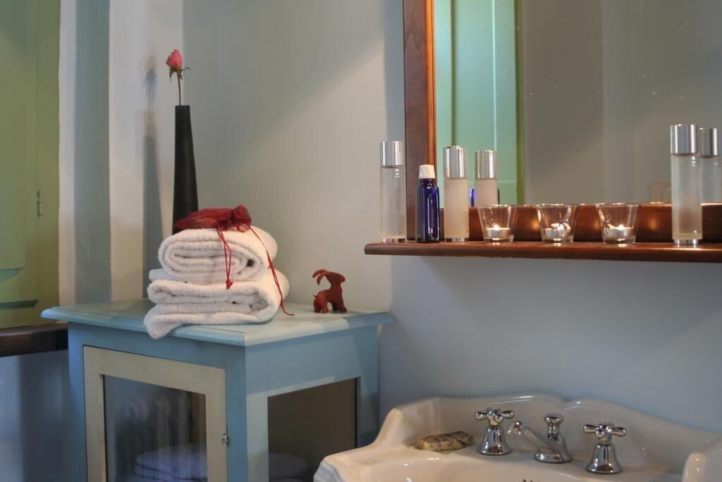 Photo of Bathroom in Montone