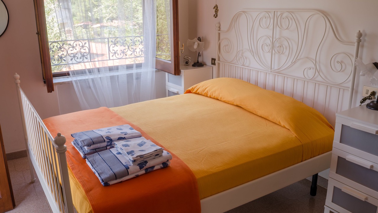 Photo of Bedroom in Centola
